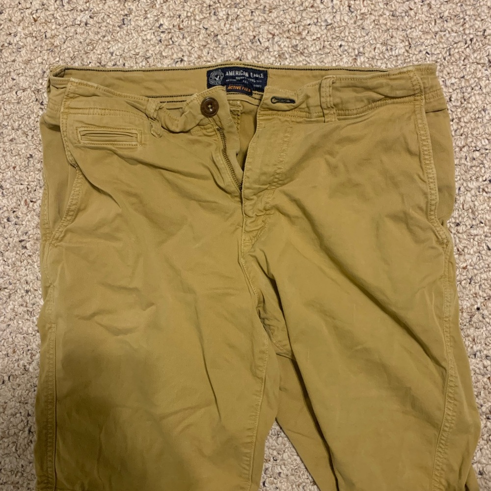 Men’s American Eagle Khaki Shorts